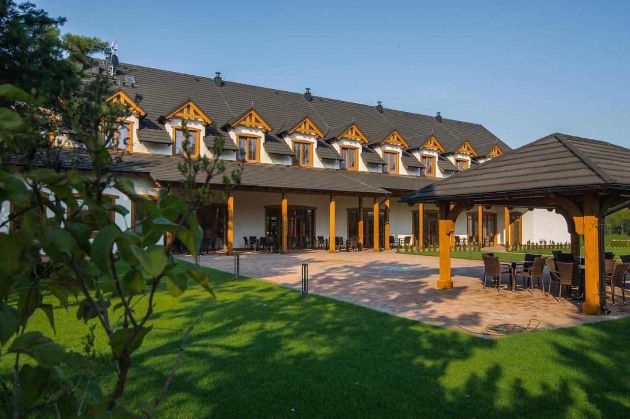Hotel Nowa Holandia Elblag Buitenkant foto