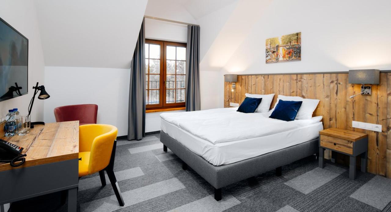 Hotel Nowa Holandia Elblag Buitenkant foto
